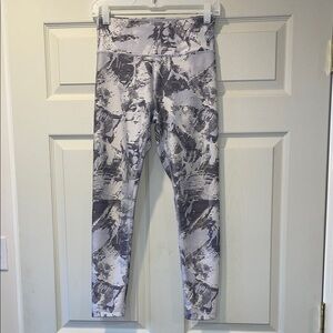 DKNY Black and White Patterned Leggings